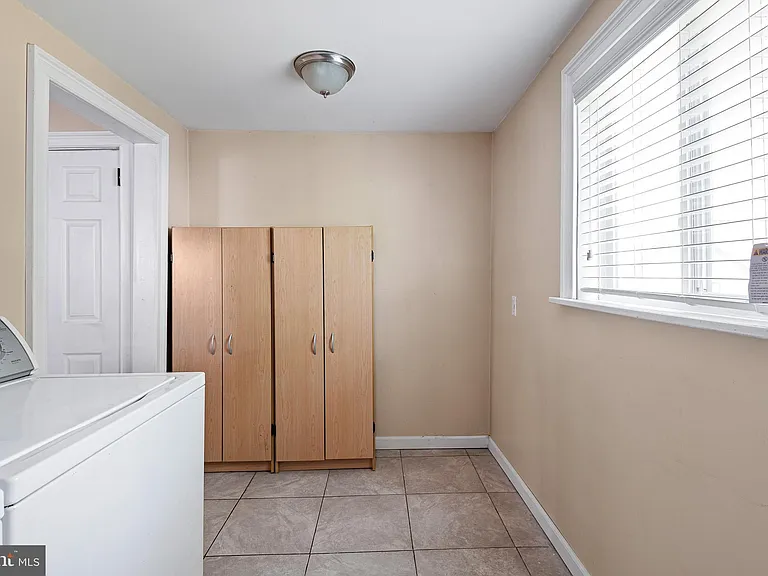 27 W Reamer Ave — Photo 13