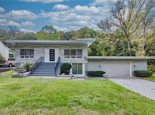 820 Morvale Rd, Easton, PA 18042