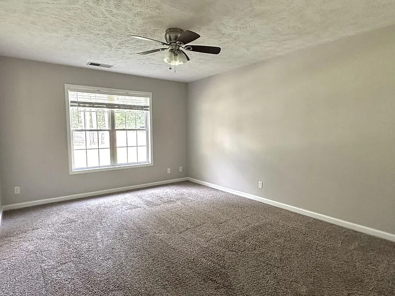 124 Bayou Ct — Photo 9