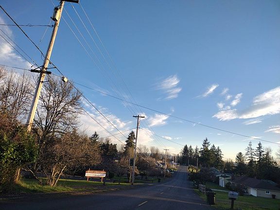 5th image of 2839 Parkview Dr