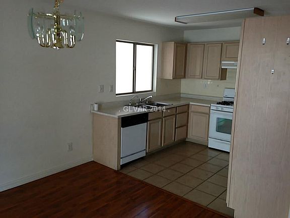 4th image of 6378 Kenny Heights Ct