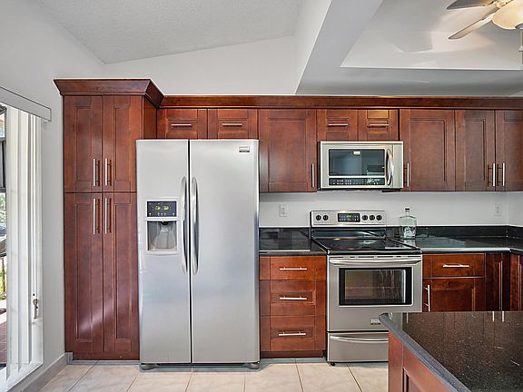 Home For Sale In Meadowridge