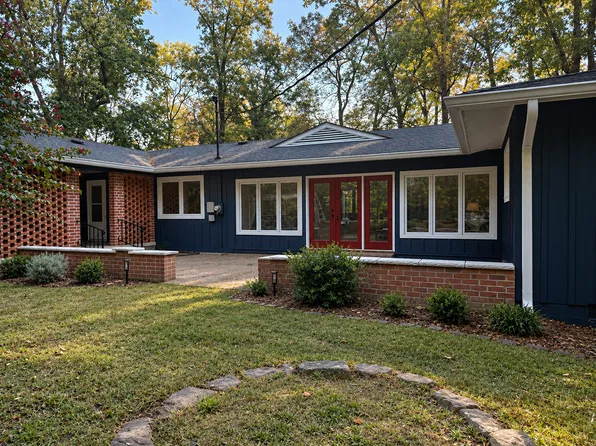 1202 Lula Lake Rd, Lookout Mountain, GA 30750