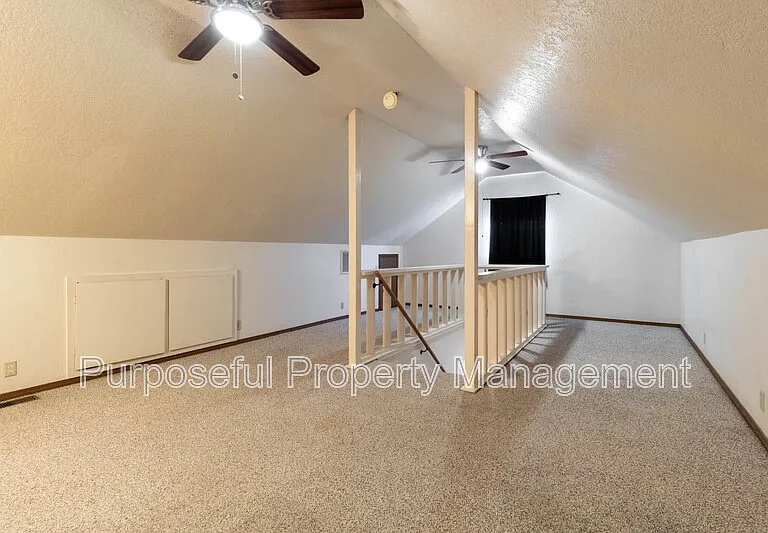 216 N Fretz Ave — Photo 20