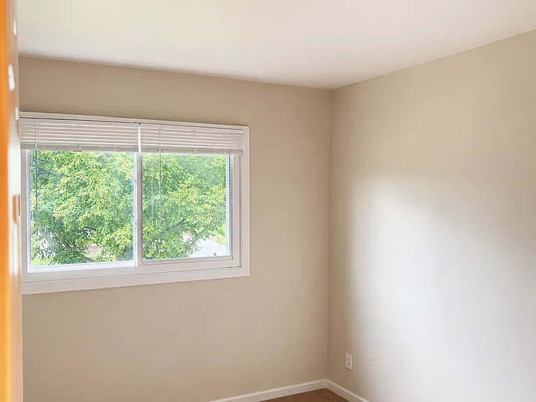 359 Ruth Cir — Photo 7
