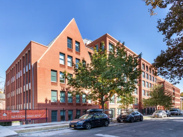 955 Sterling Place image 8 of 12