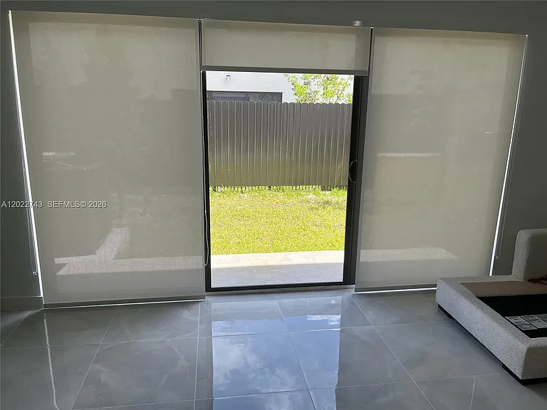 1310 NW 5th Ave #1310 — Photo 11
