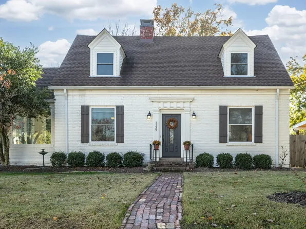 1134 Sunnymeade Dr, Nashville, TN 37216