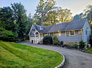 4 Bryan Dr, Montvale, NJ 07645
