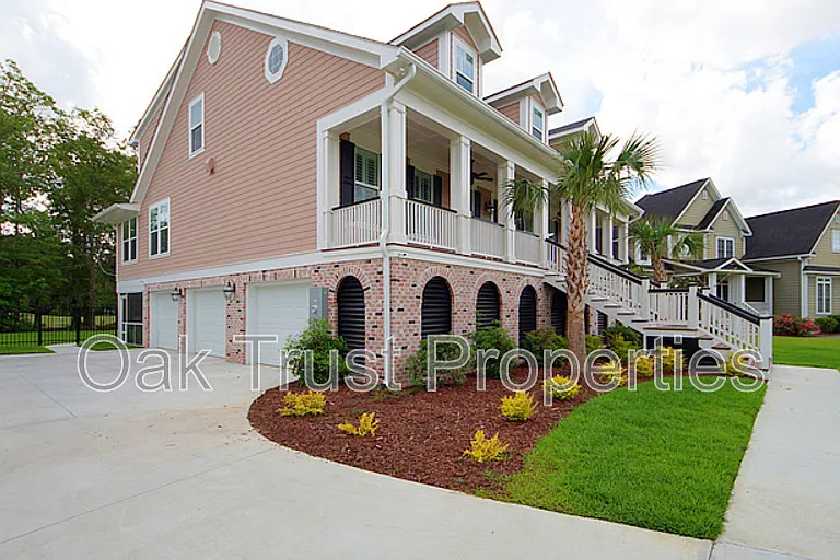 125 Brogun Ln — Photo 51