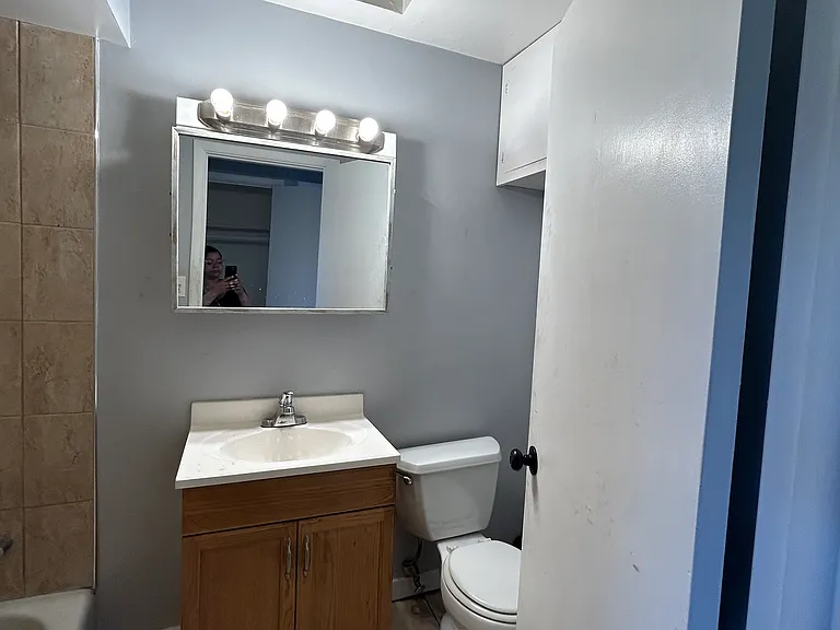 1322 Bataan Dr #2W — Photo 3