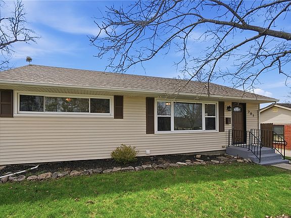 2nd image of 701 Southline Dr