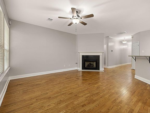 4th image of 1515 Natural Bridge Ln