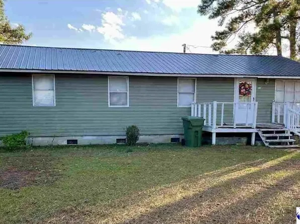 224 Airport Cir, Lake City, SC 29560
