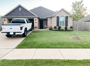 1261 Tulip St, Centerton, AR 72719