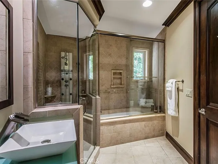 1441 Robmar Dr — Photo 18