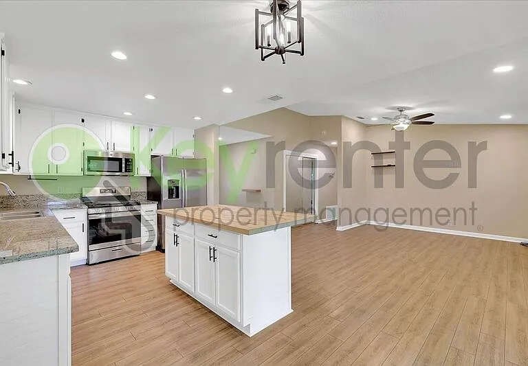 245 Withington Ave — Photo 11