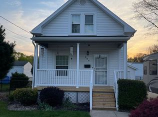 886 Sarcee Ave, Akron, OH 44305