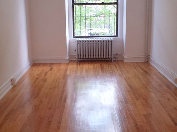 2nd image of 452 E 118th St APT 2