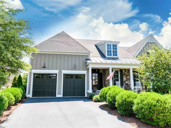 646 Baywick Cir, Crozet, VA 22932