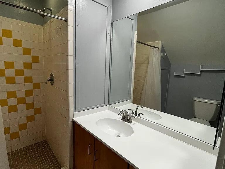 4412 Stanford St #5 — Photo 15
