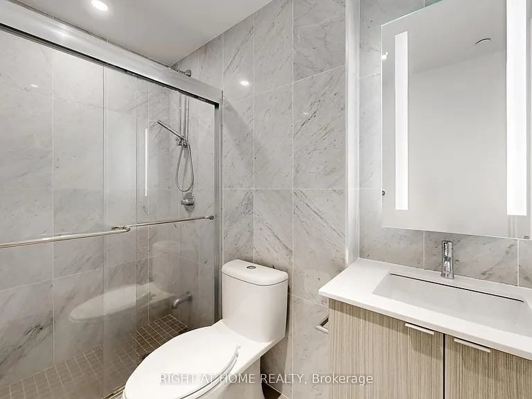 585 Bloor St E #3115 — Photo 15