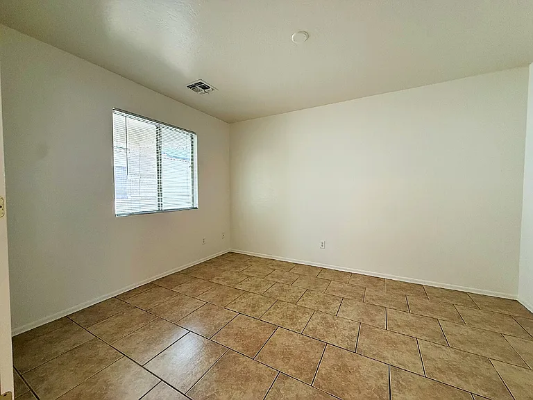 8062 W North Ln #109THDR — Photo 8