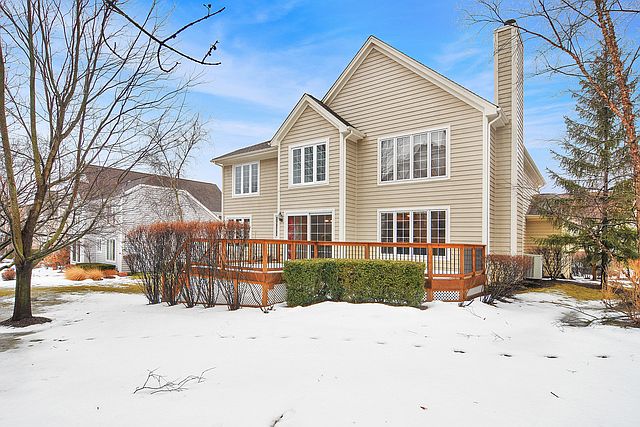 2nd image of 1127 S Hiddenbrook Trl