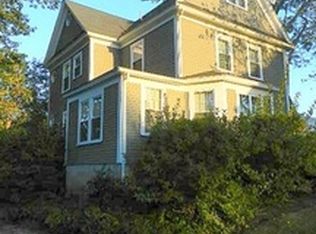 4 Oak St, Kennebunk, ME 04043