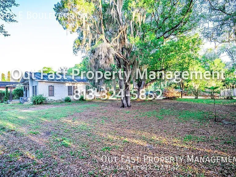 1465 E Boulevard St — Photo 44
