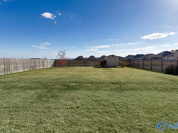 3rd image of 145 Elledge Farm Dr