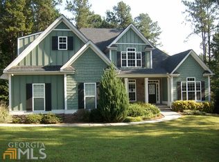 56 Sandisfield Dr, Sharpsburg, GA 30277