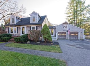 14 Stone St, Bellingham, MA 02019