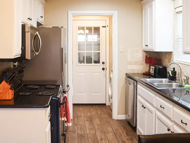4606 NE Bell Ave — Photo 11