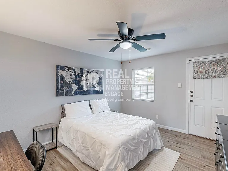 1532 Whitaker Ave — Photo 18