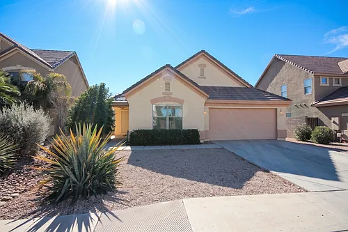 2423 E Winged Foot Dr Photo 1