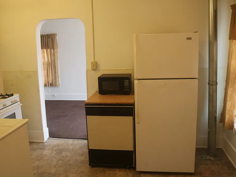 716 E 4th Ave #10 — Photo 12