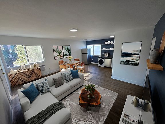 2nd image of 1330 Liberty St #6