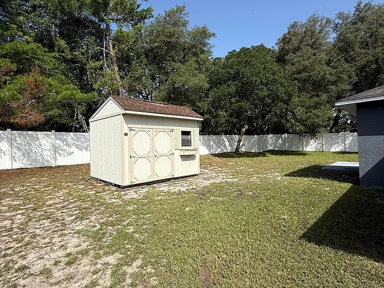 14040 SW 33rd Court Rd — Photo 12