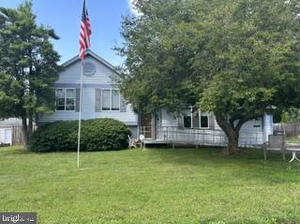 9284 Allen St, Manassas, VA 20110
