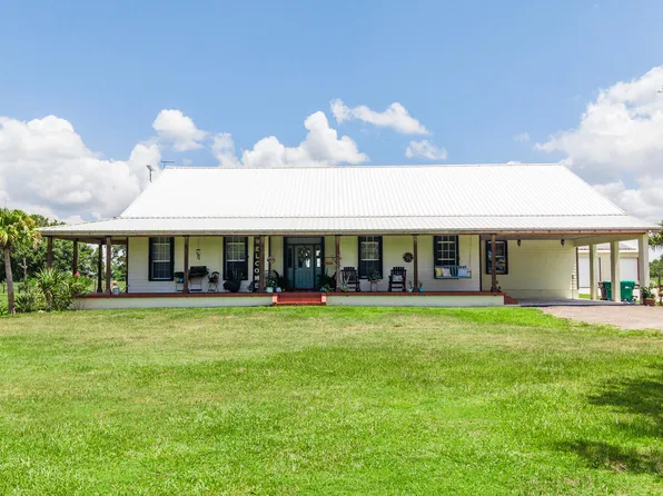 8661 E CENTER Street, Okeechobee, FL 34974