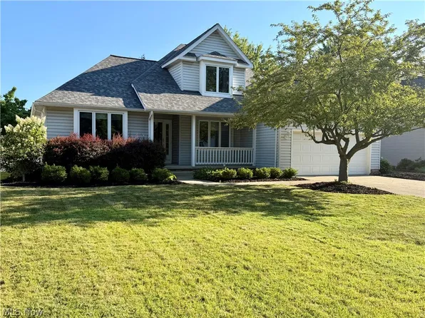 38390 Westminster Ln, Willoughby, OH 44094