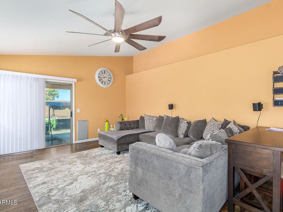 1st image of 10032 W GROSS Avenue
