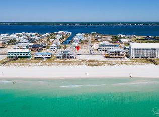 8212 Gulf Blvd, Navarre, FL 32566