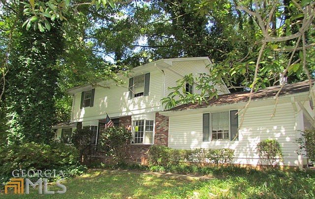 1st image of 3912 English Oak Dr