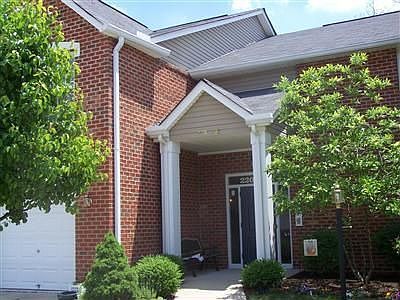 1st image of 220 Langshire Ct