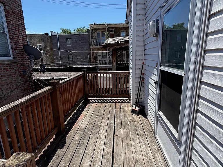 925 S Carpenter St #2F — Photo 12