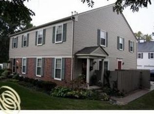 284 1st St #1, Rochester, MI