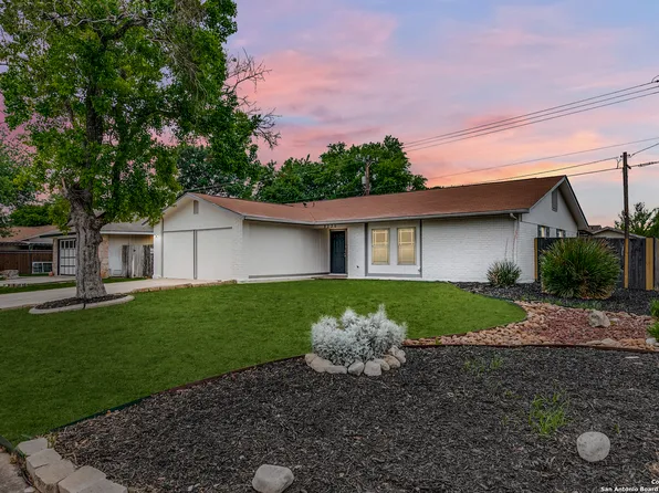 9230 VALLEY DALE ST, San Antonio, TX 78250