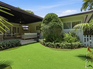1505 Robbia Ave, Coral Gables, FL 33146